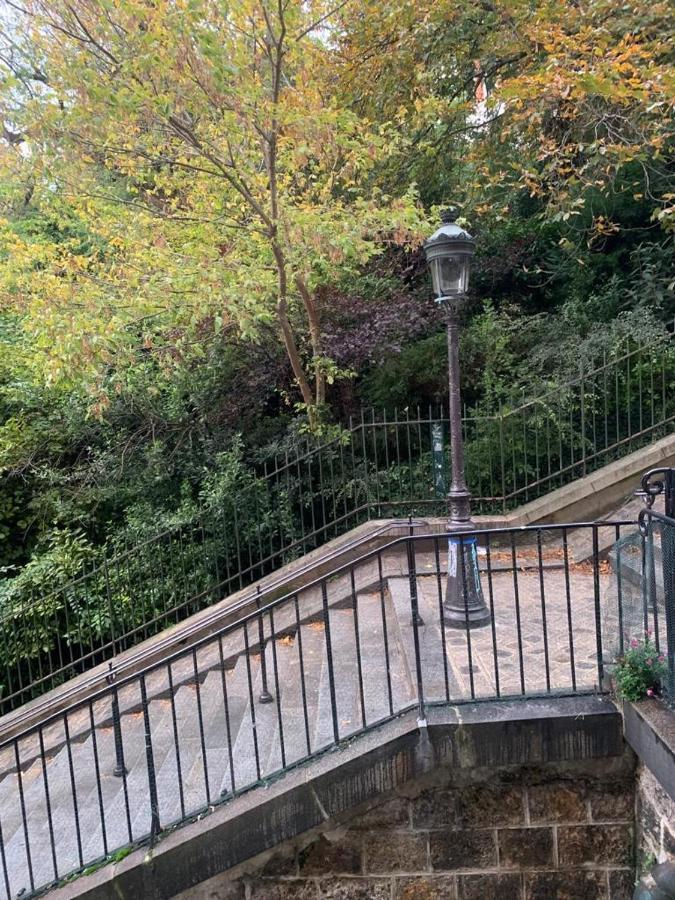 Appartement Au Coeur De Montmartre パリ エクステリア 写真