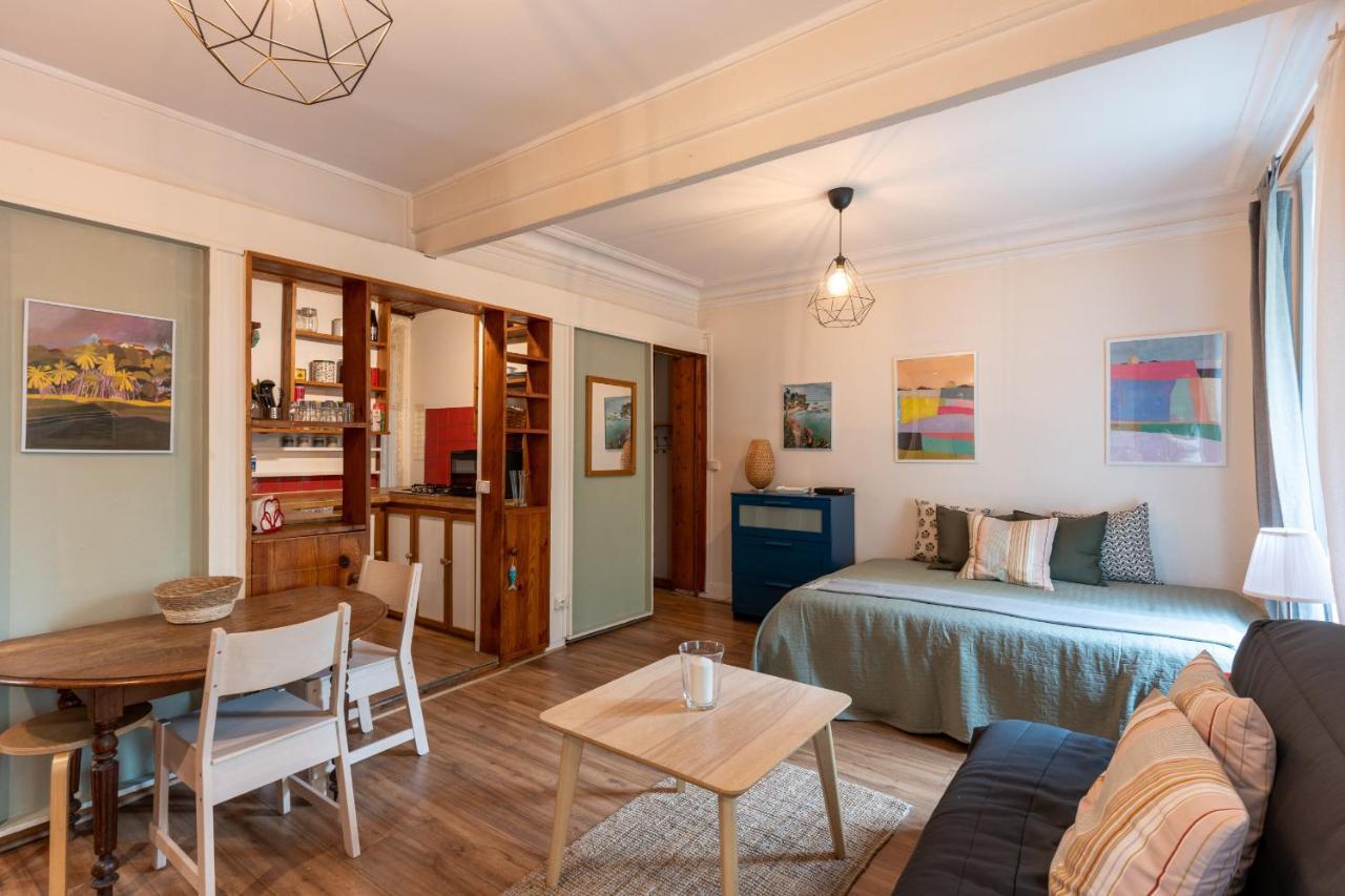 Appartement Au Coeur De Montmartre パリ エクステリア 写真